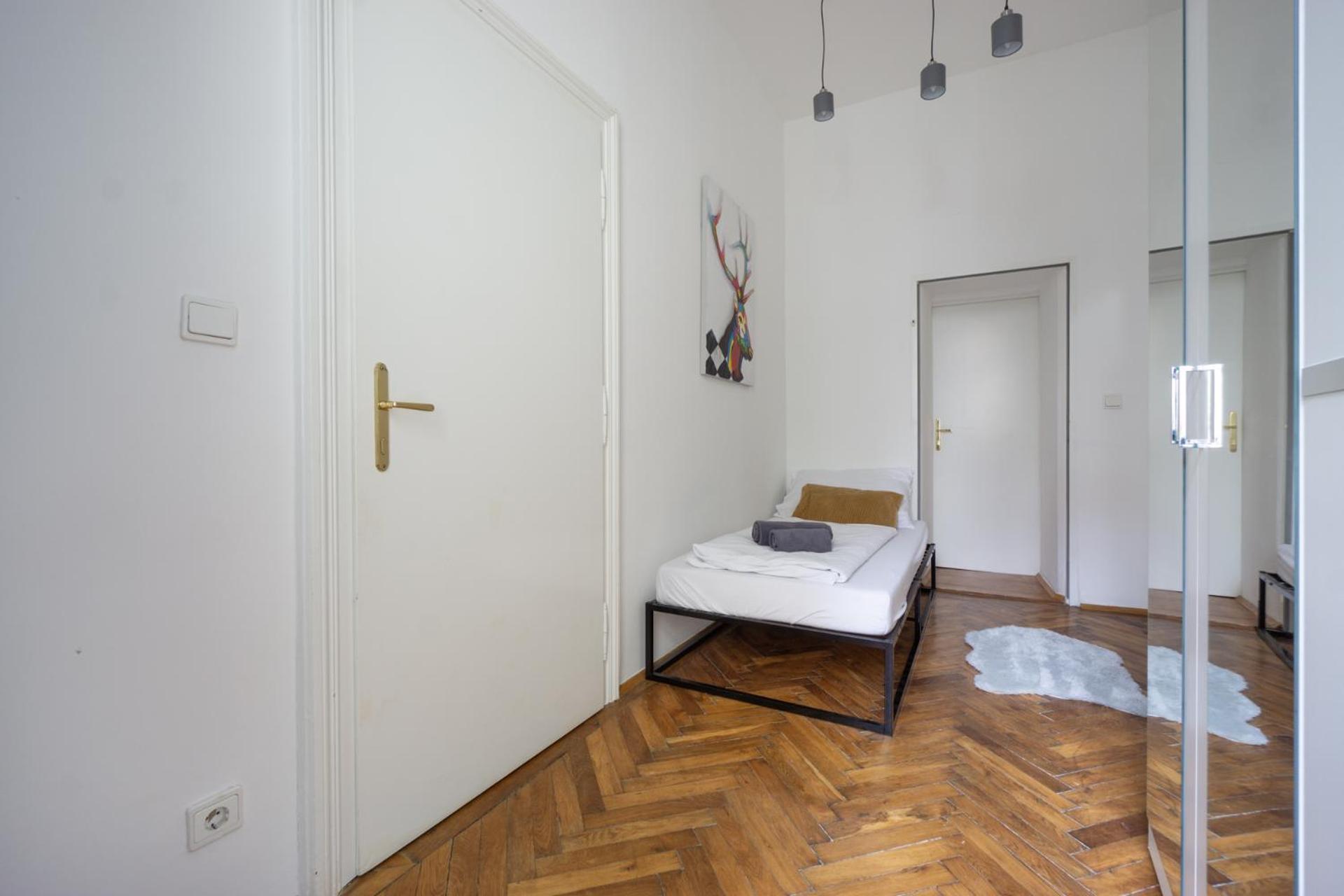Central Apartment In Viennese Old Building Zewnętrze zdjęcie